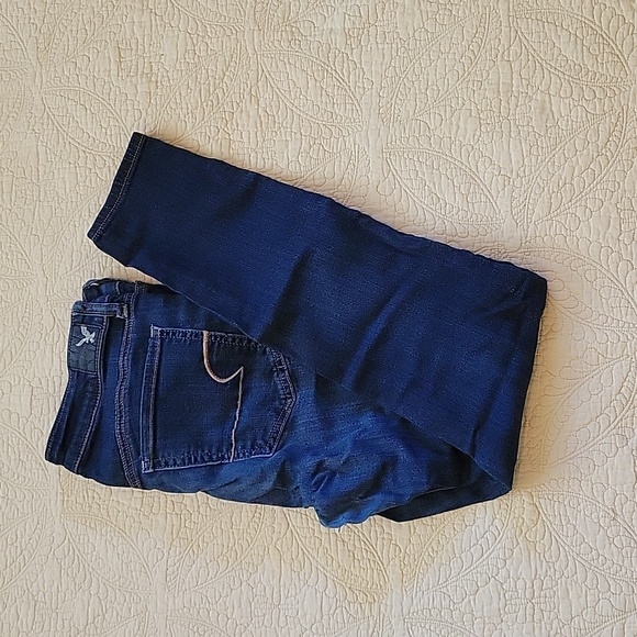 American Eagle Super Super Stretch Dark Wash Jeggings. Size 10 - Picture 5 of 6